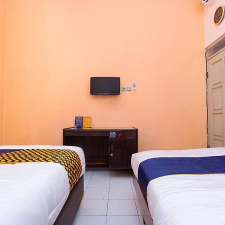 Spot On 2697 Homy House Hotel Semarang Ngoại thất bức ảnh