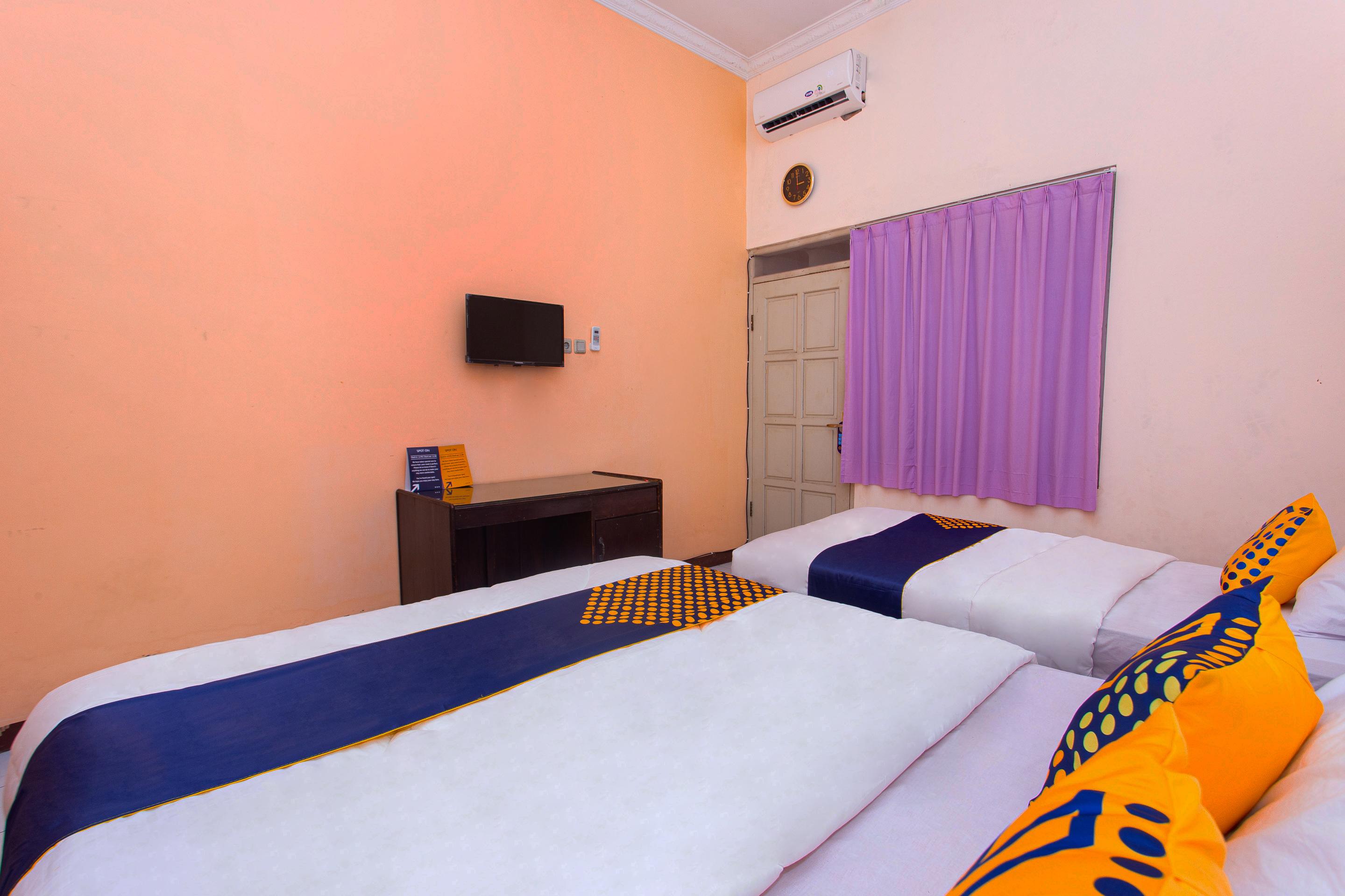Spot On 2697 Homy House Hotel Semarang Ngoại thất bức ảnh