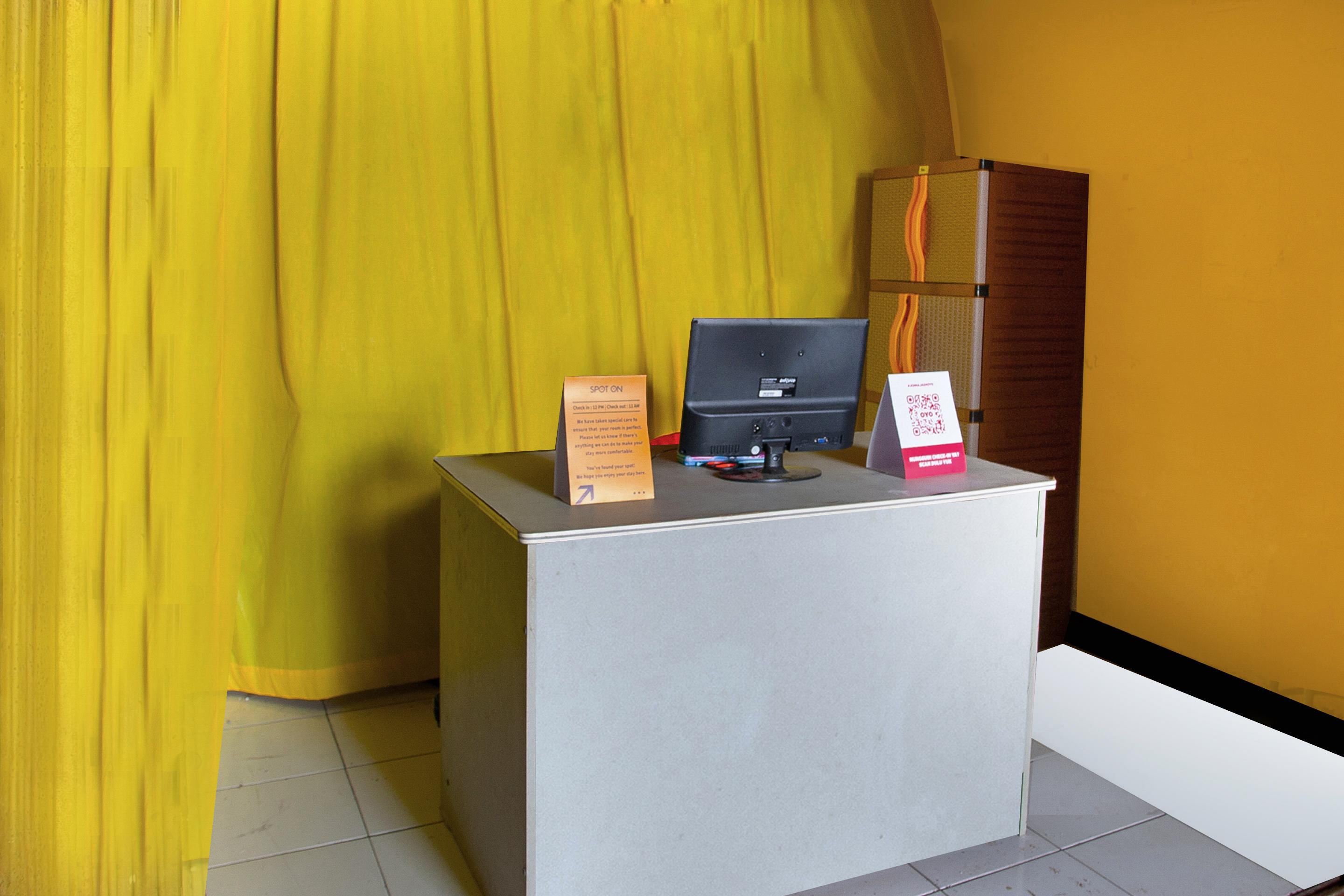 Spot On 2697 Homy House Hotel Semarang Ngoại thất bức ảnh